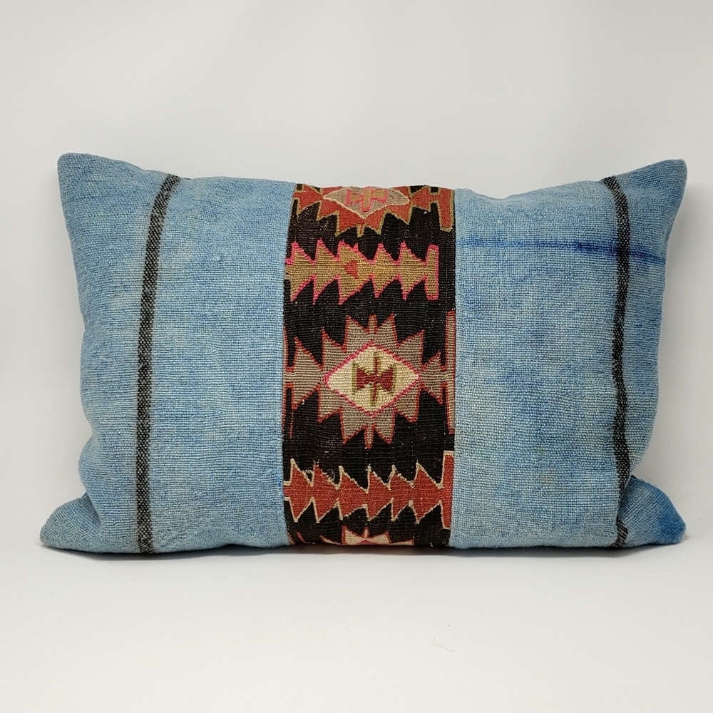 Kilim Pillow w/ Hypoallergenic Insert